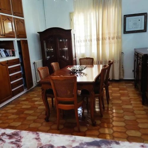 4 Bedrooms Cottage