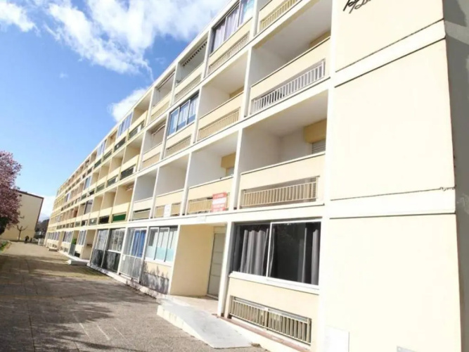 Appartement Balaruc-les-Bains, 1 pièce, 2 personnes - FR-1-553-121