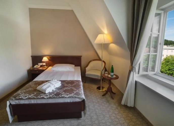 Premium Single room
