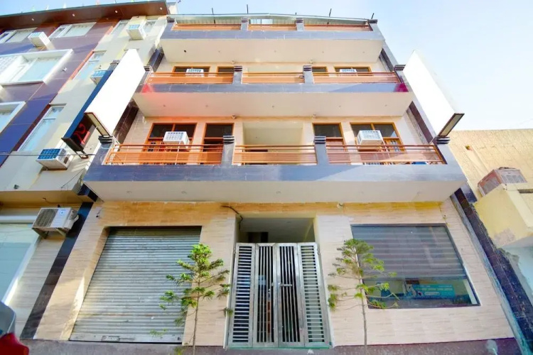 The Sai Palace by OYO Rooms