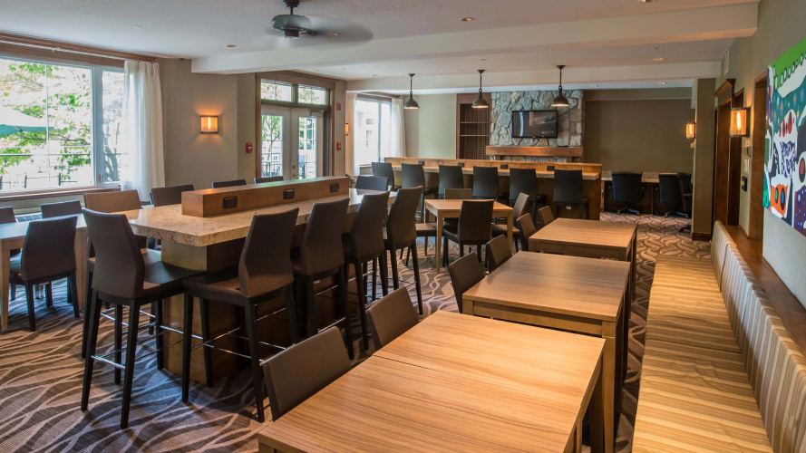 Holiday Inn Express & Suites Tremblant photo 38