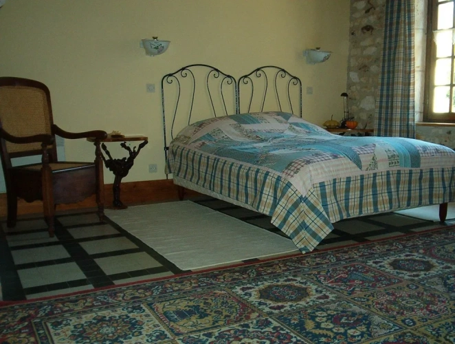 Standard Triple room