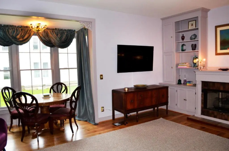 John Henry Bed & Breakfast