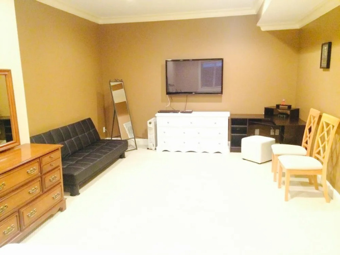 White Rock Beach Guest House