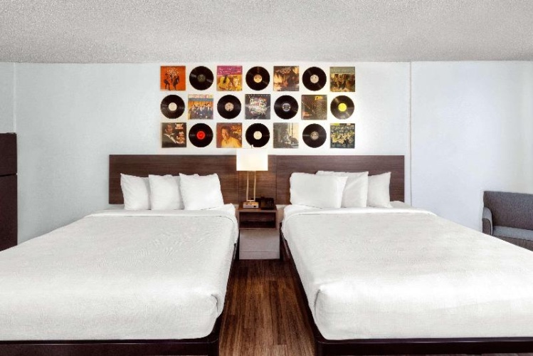 Quadruple room