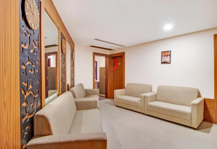 Aishwaryam Hotel