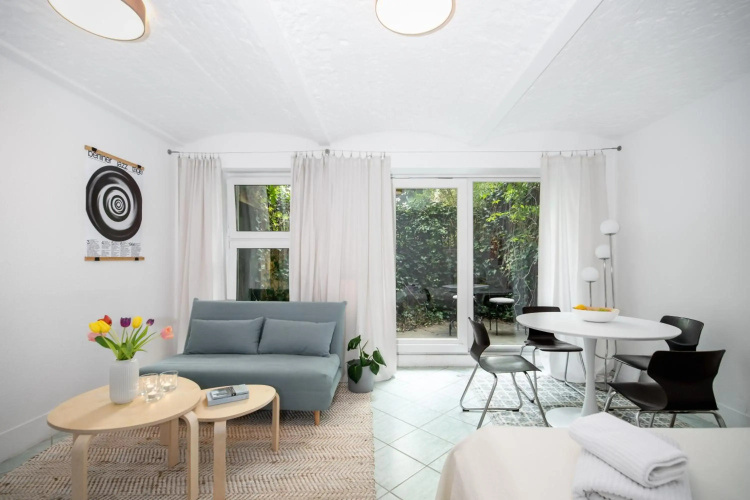 City Hideaway with Terrace