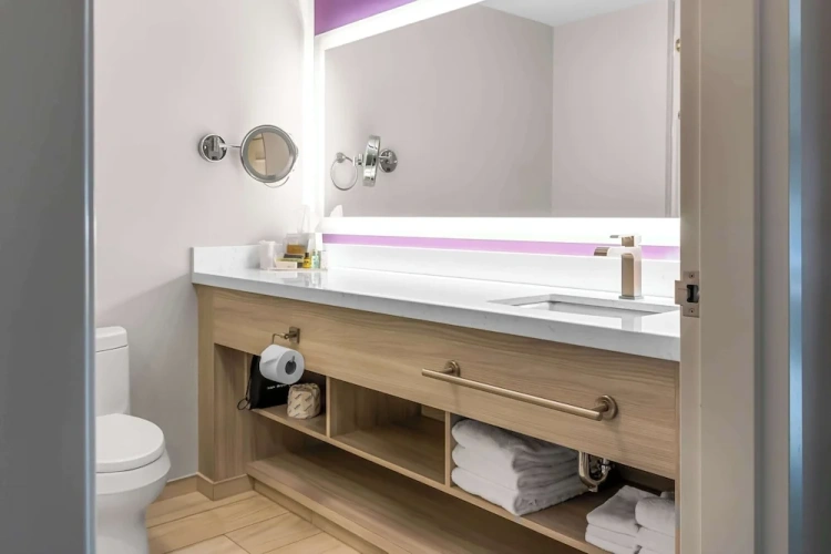 Premier Double Studio