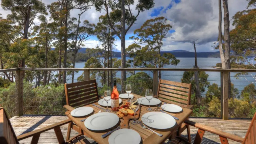 Stewarts Bay Lodge