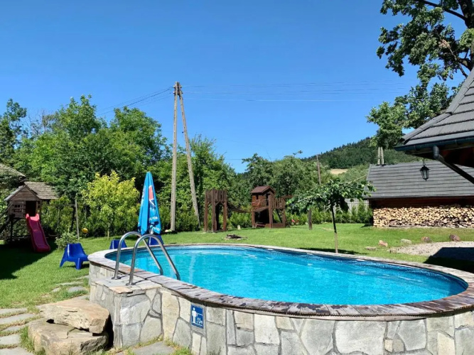 Gniazdko Pod Lipą