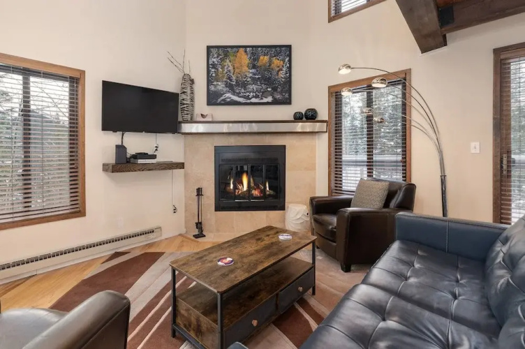 Timber Ridge 3 Bedroom Condo by RedAwning