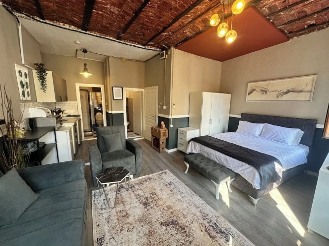 1 Bedroom Suite