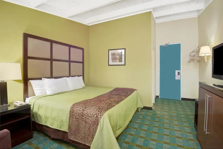 Days Inn Southington