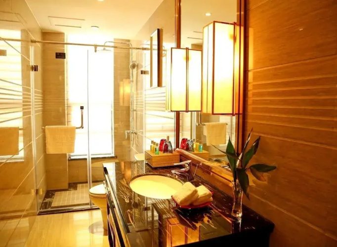 Grace Hotel,optics Valley