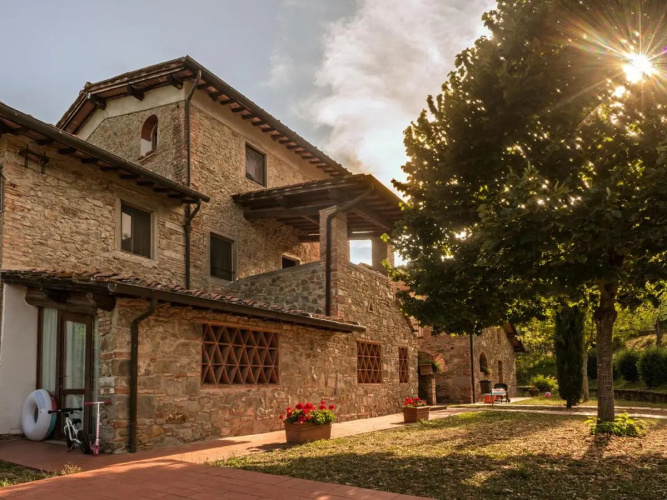 Hu Norcenni Girasole Village