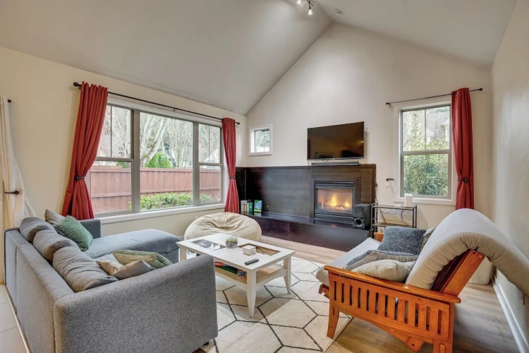 3 Bedrooms Cottage