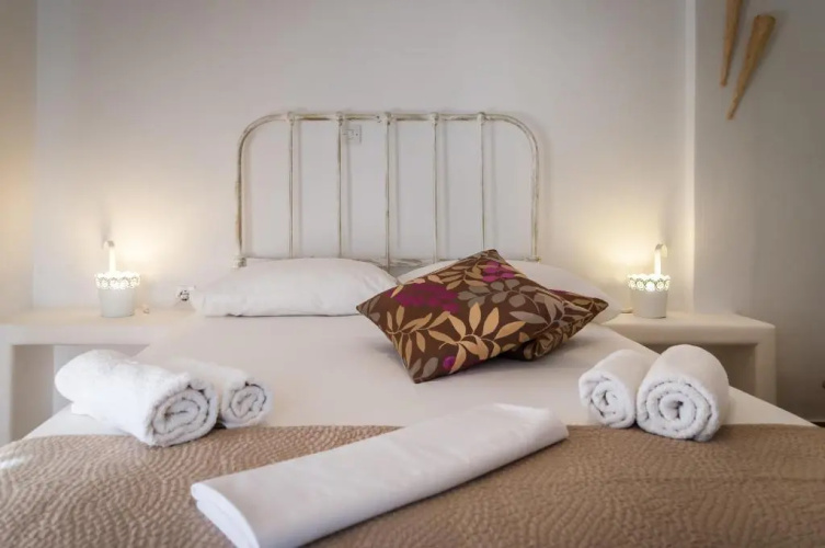 Oceanis Rooms