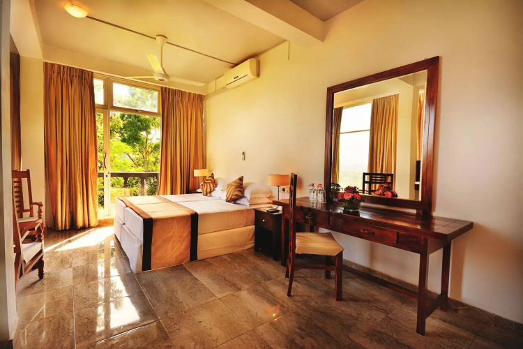 Kandy Hill Bungalow