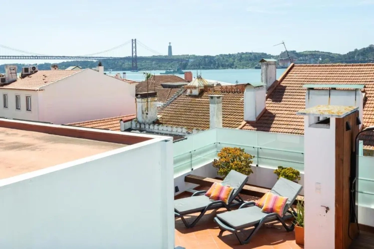 2 Bedrooms Double Apartment
