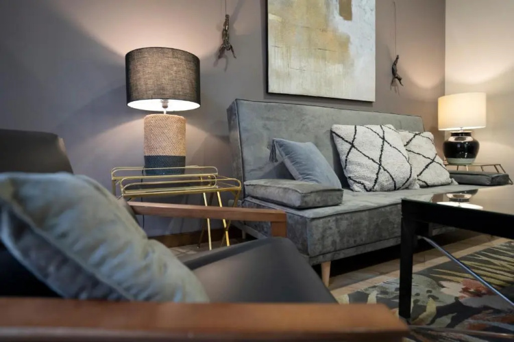 De La Guardia Suite 2