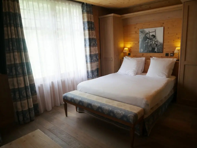 Between Boutique Hotel