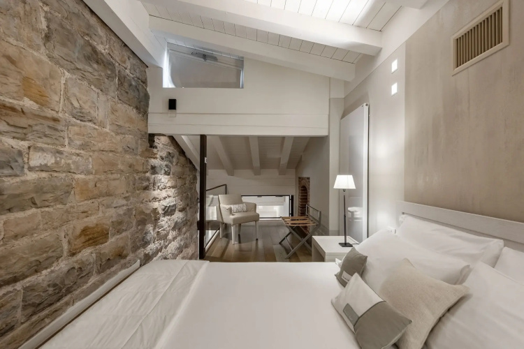 GombitHotel