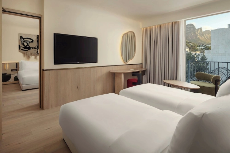 Superior Twin room with mountain view
