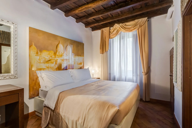 Luxury Navona