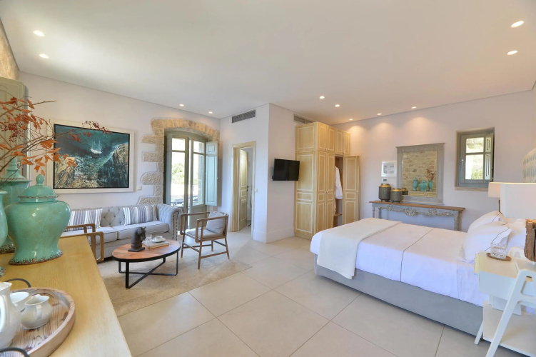 Akrolithi Boutique Hotel