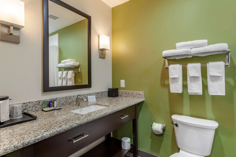 Sleep Inn & Suites