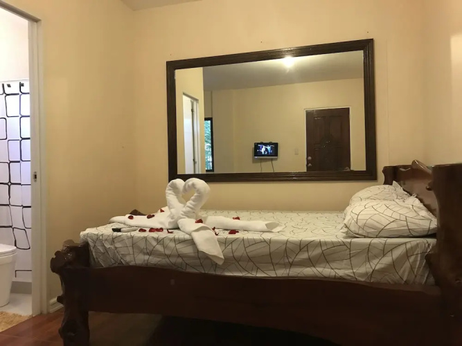 The Palms Resort & Bar