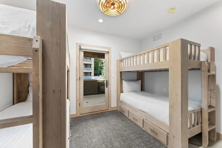 Ina's Way Townhomes, Unit B