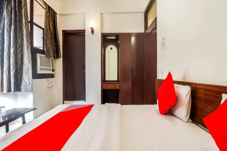 FabHotel Ashoka Inn