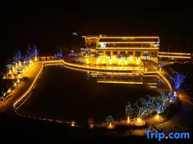 Jintang Longgushanju