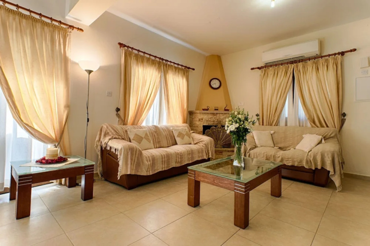 Villa Tsikkos Pende in Argaka