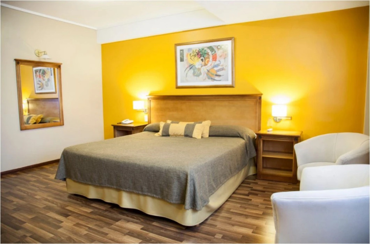 Tritone Hotel