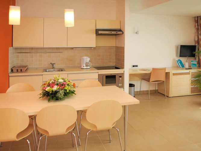 Comfortable apartment with a microwave, at 1 km. from Vrsar