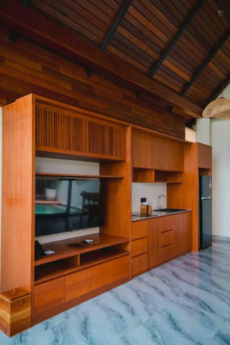 Unagi Mas Villas by Emana