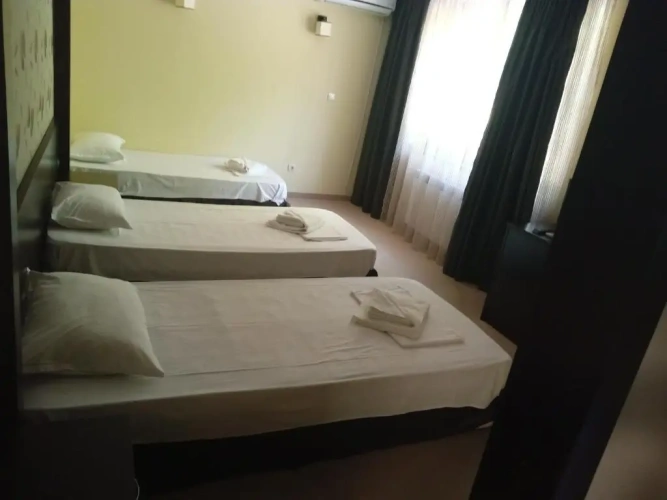 Standard Twin room with view