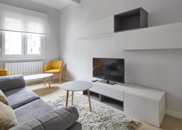 3 Bedrooms Apartment