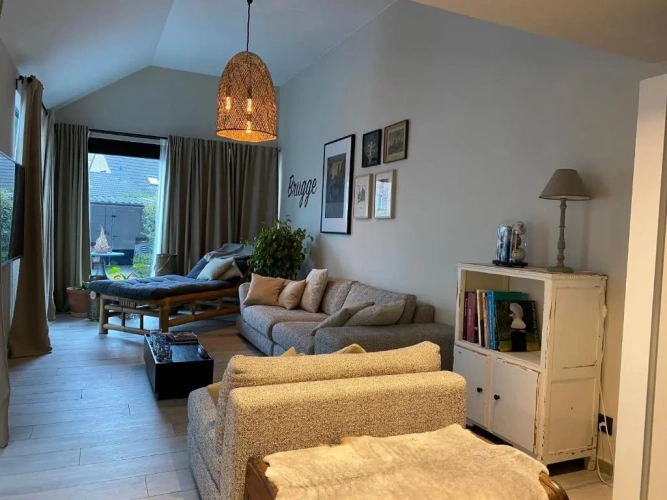 2 Bedrooms Cottage