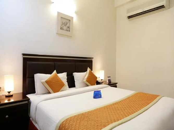 OYO 2166 Hotel KMahaveer
