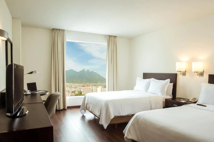 Fiesta Inn Monterrey Tecnológico