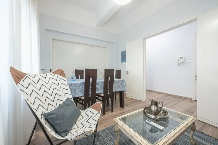 Cloudkeys Spacious Family Home in Thisio