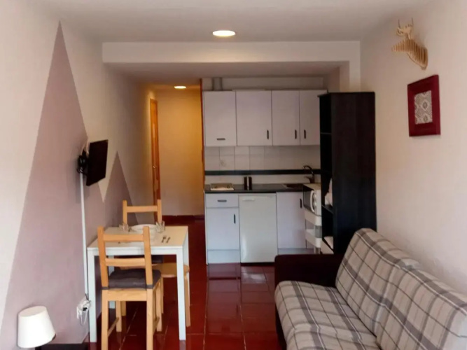 Apartamentos Las Tuyas 3000