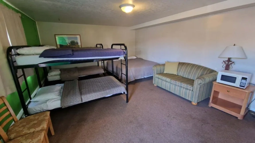 Guest rooms