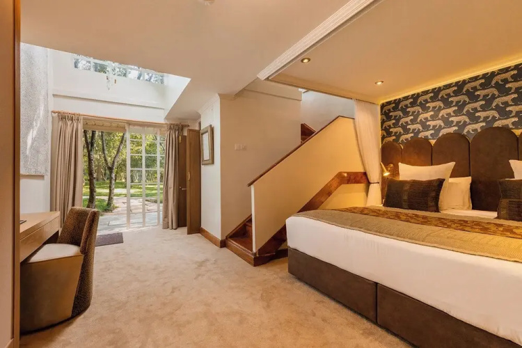 Hemingways Eden Residence