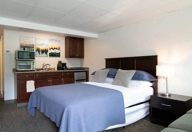 Alaska Frontier Inn