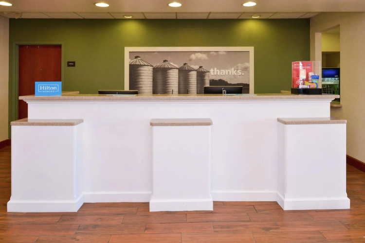 Hampton Inn & Suites Wilmington