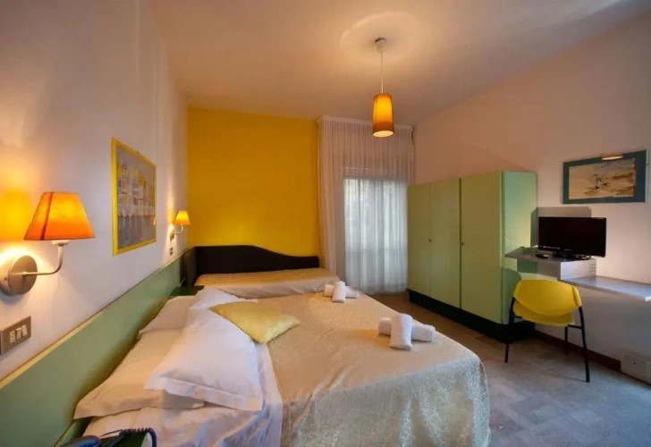 Economy Quadruple room